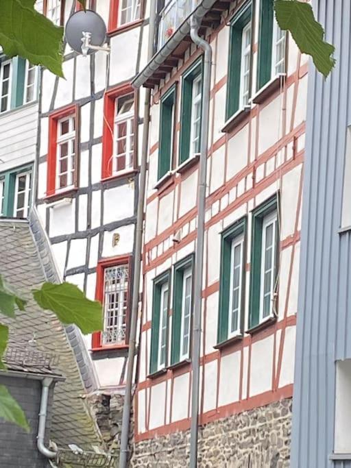Hueftgold Schlafen & Wohnen Lejlighed Monschau Eksteriør billede